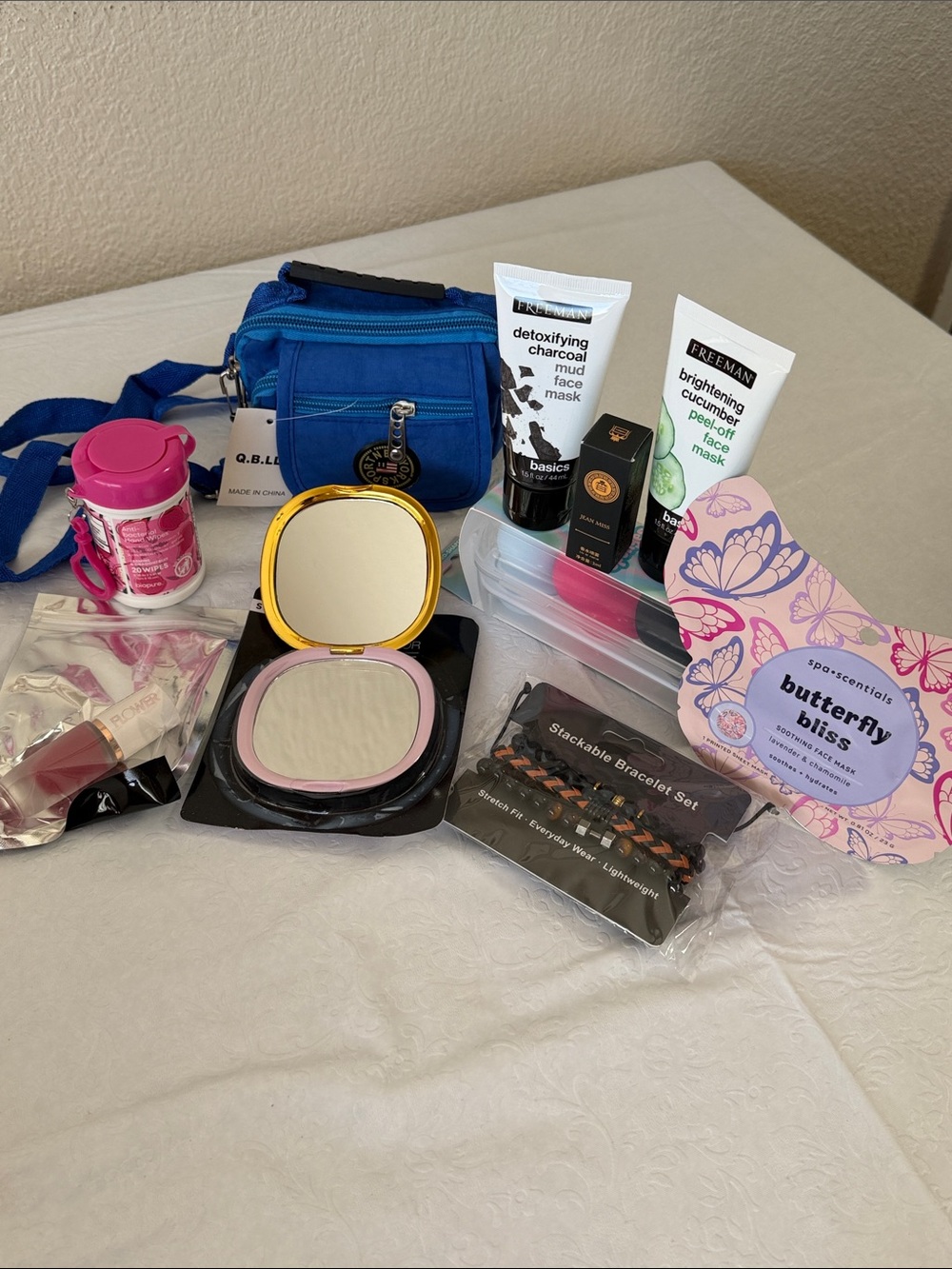 NEW Crossbody Bag with Beauty Items BUNDLE NWT